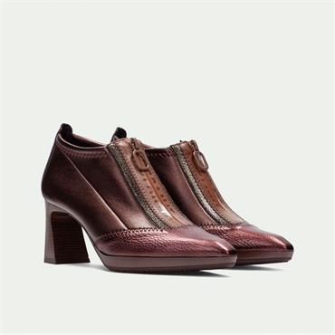 Hispanitas Atlanta Front Zip Heel Bootie - Wine Metallic